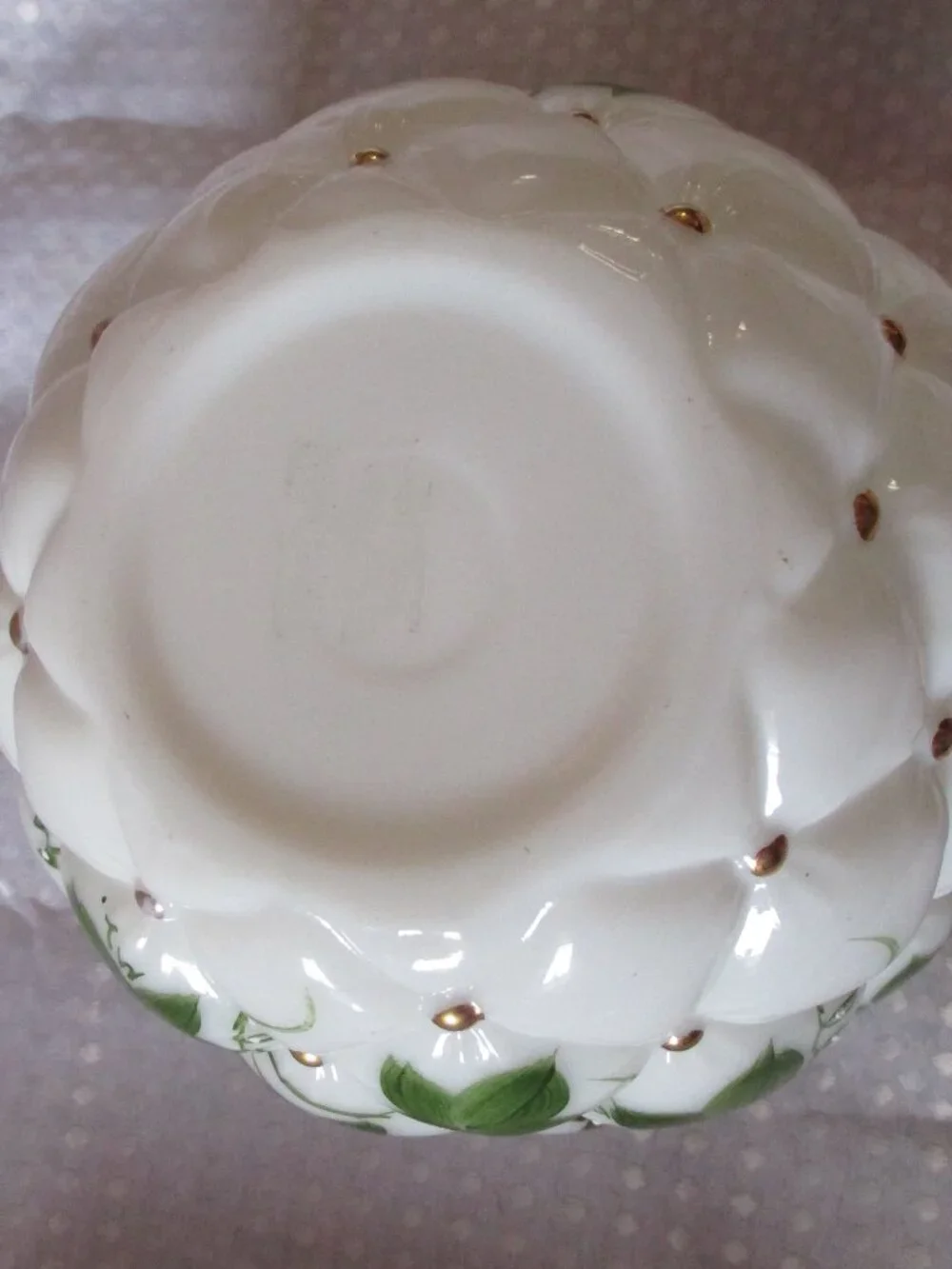 Consolidated Glass Hand Painted White w/Green Ivy Quilted Milk Glass Biscuit Jar